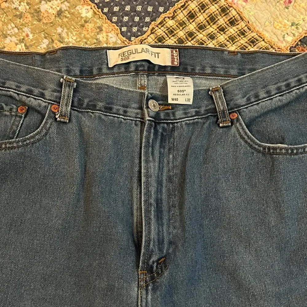 Levi’s regular fit 505
